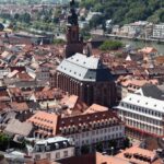 Vistas panorámicas de la iglesia del Espíritu Santo de Heidelberg desde el castillo