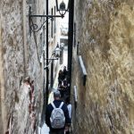 Callejón Mårten Trotzigs gränd en Gamla Stan, ciudad vieja de Estocolmo