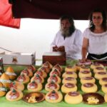 Quesos típicos en el Mercado Medieval de Mondoñedo en Galicia