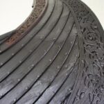 Detalle del casco de un barco en el Museo de Barcos Vikingos de Oslo en Noruega