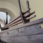 Detalle del casco de un barco en el Museo de Barcos Vikingos de Oslo
