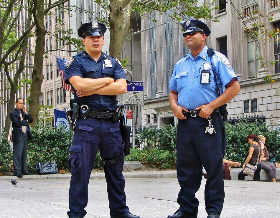 Policías en la Quinta Avenida de Nueva York