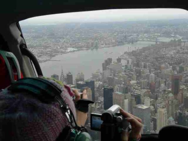 Sobrevolando Nueva York en helicóptero (Autor: Josenrique Luque)