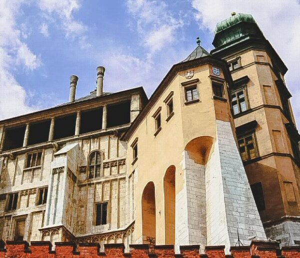 Castillo Real en la Colina de Wawel de Cracovia