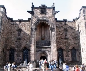 النصب التذكاري للحرب الاسكتلندية في قلعة إدنبرة 