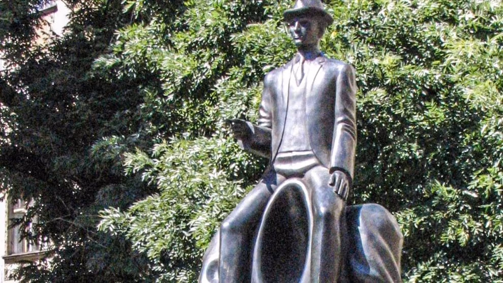 Escultura Memorial a Franz Kafka al Barri Jueu Josefov de Praga
