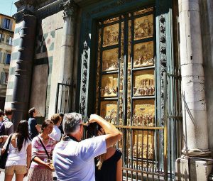 Puertas del Paraíso en el Baptiesterio de Florencia