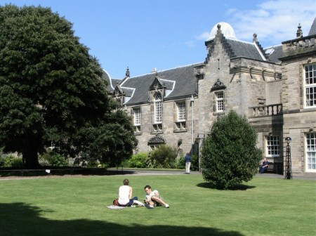Histórica Universidad de St Andrews en Escocia