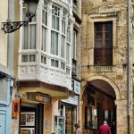 Rincón del centro histórico de Avilés en Asturias