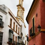 Iglesia de Santa Cruz en el Barrio de Santa Cruz en Sevilla