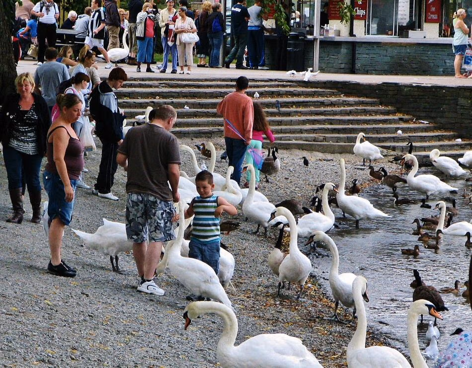 Lacul Windermere din Lake District din nordul Angliei