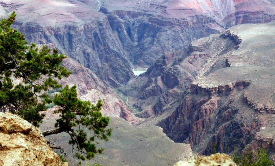 Paisajes del Gran Cañón del Colorado en Arizona
