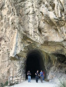 Antiguo túnel ferroviario en la Foz de Lumbier en Navarra