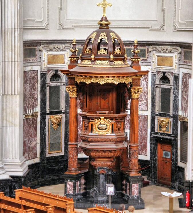Púlpito del Dom Catedral de Berlín