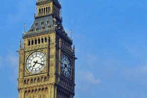 Big Ben en el Parlamento británico en Londres
