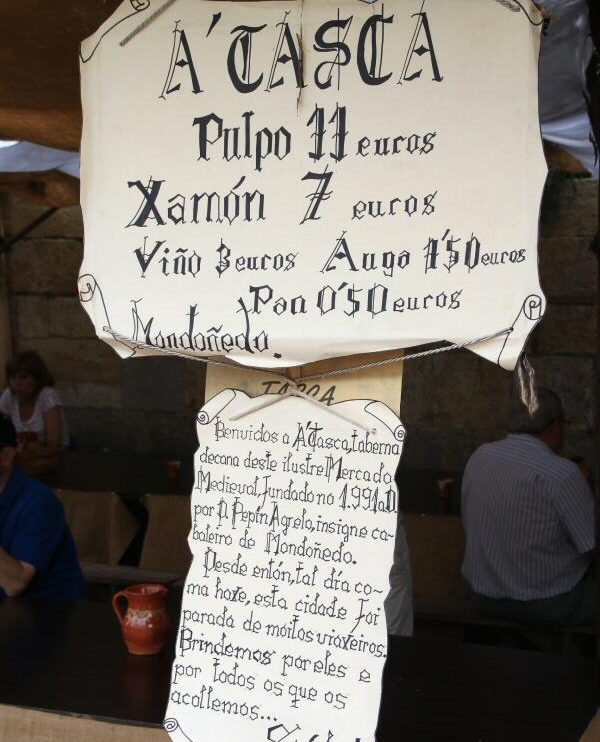 El pulpo, protagonista en el Mercado Medieval de Mondoñedo en Galicia