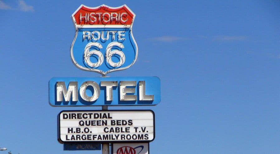 Motel en Seligman en la Ruta 66 por Arizona