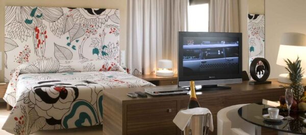 Habitación Suite del hotel SPA Executive Sport en Murcia
