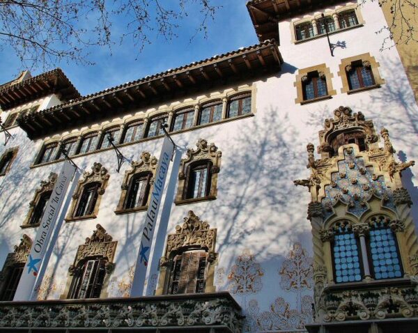 Palau Macaya. arquitectura modernista en Barcelona