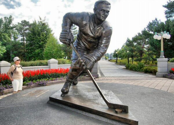 Monumento a Maurice Richard en Ottawa en Canadá
