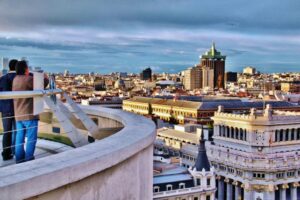 Vistas panorámicas desde azotea Círculo Bellas Artes en Madrid