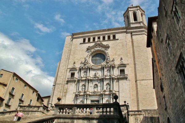 Fachada barroca de la catedral de Girona