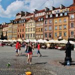 Plaza del Mercado en la Ciudad Vieja de Varsovia