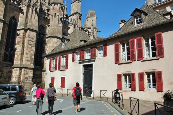 Ciudad medieval de Rodez en Aveyron al sur de Francia