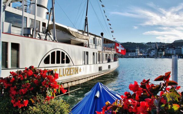 Cruceros en el Lago Lucerna en Suiza