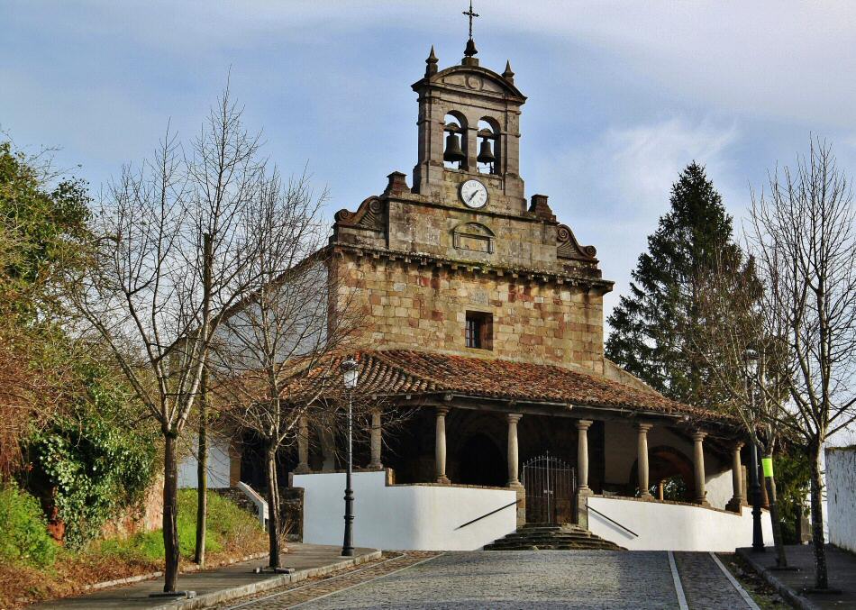 Iglesia de San Juan de Amandi en Villaviciosa en Asturias