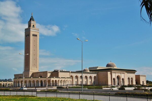 Mezquita nueva de Cartago en Túnez