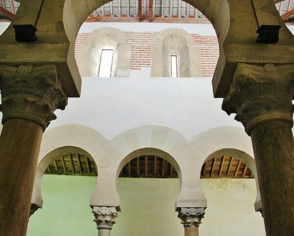 Iglesia mozárabe de San Cebrián de Mazote en Valladolid