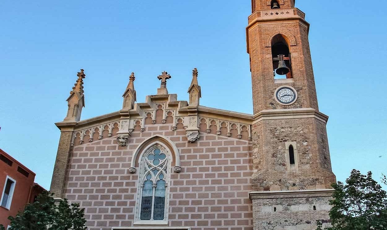 Iglesia de Santa María en casco histórico de Cambrils