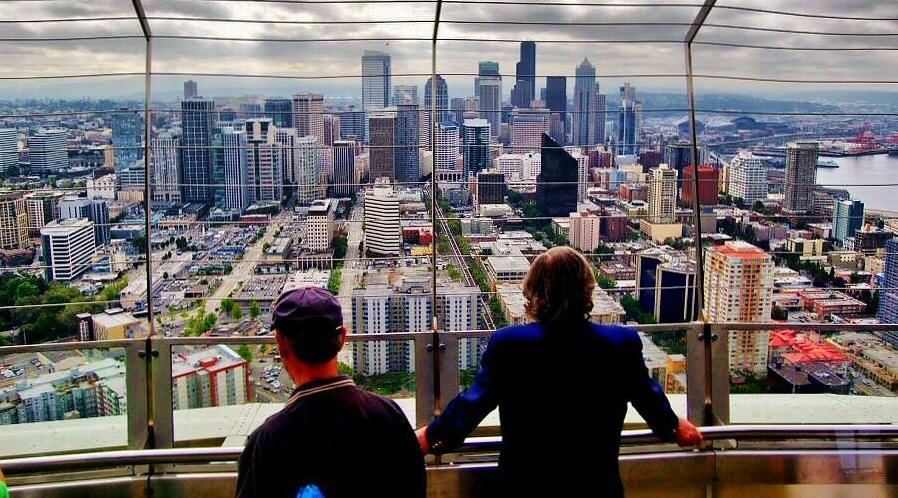 Vistas panorámicas de Seattle desde la torre Space Needle
