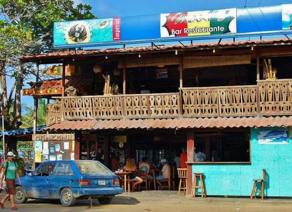 Restaurante en Manzanillo en el Caribe Sur de Costa Rica