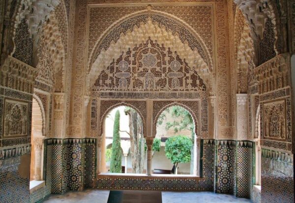 Mirador de Daraxa en palacio de los Leones en Alhambra