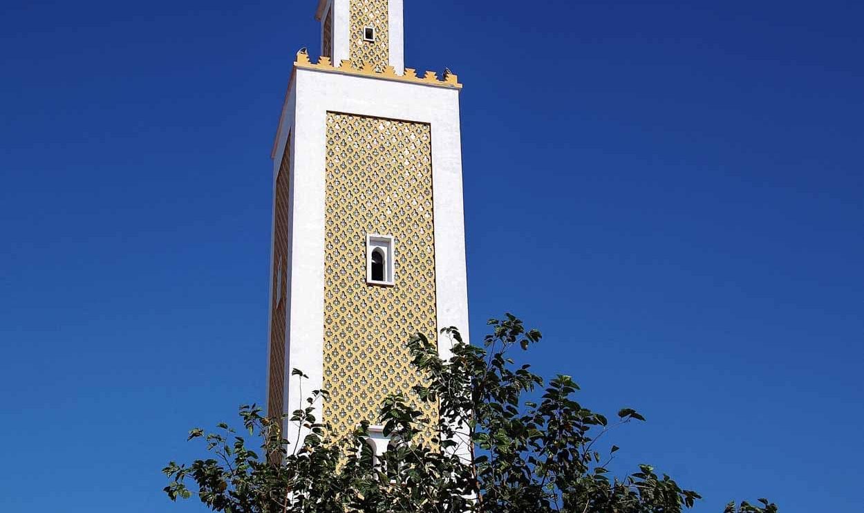 Minarete de la Gran Mezquita de Tetuán al norte de Marruecos