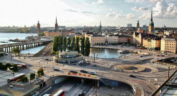 Vistas panorámicas de Gamla Stan en Estocolmo desde el Ascensor Katarina