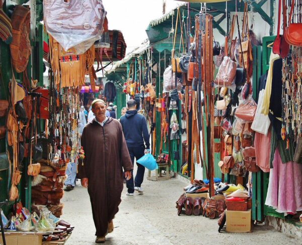 Barrio de curtidores en la Medina de Tetuán en Marruecos