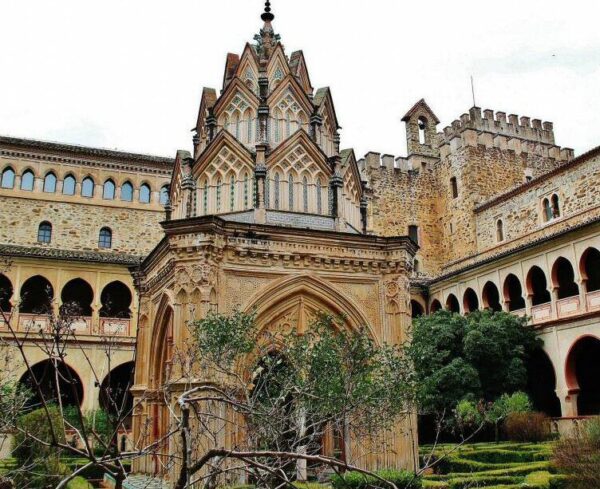 Claustro del monasterio de Guadalupe en Extremadura