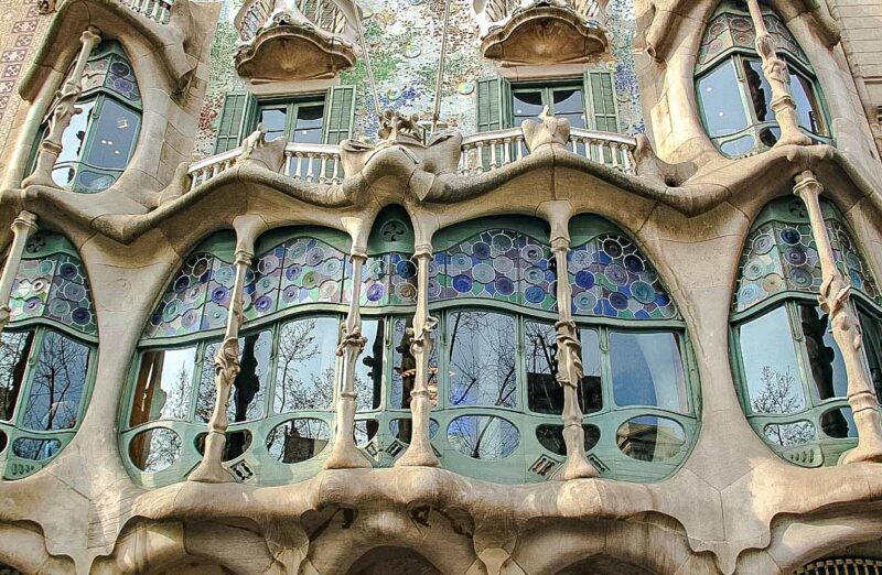 Fachada de la Casa Batlló de Gaudí en Barcelona
