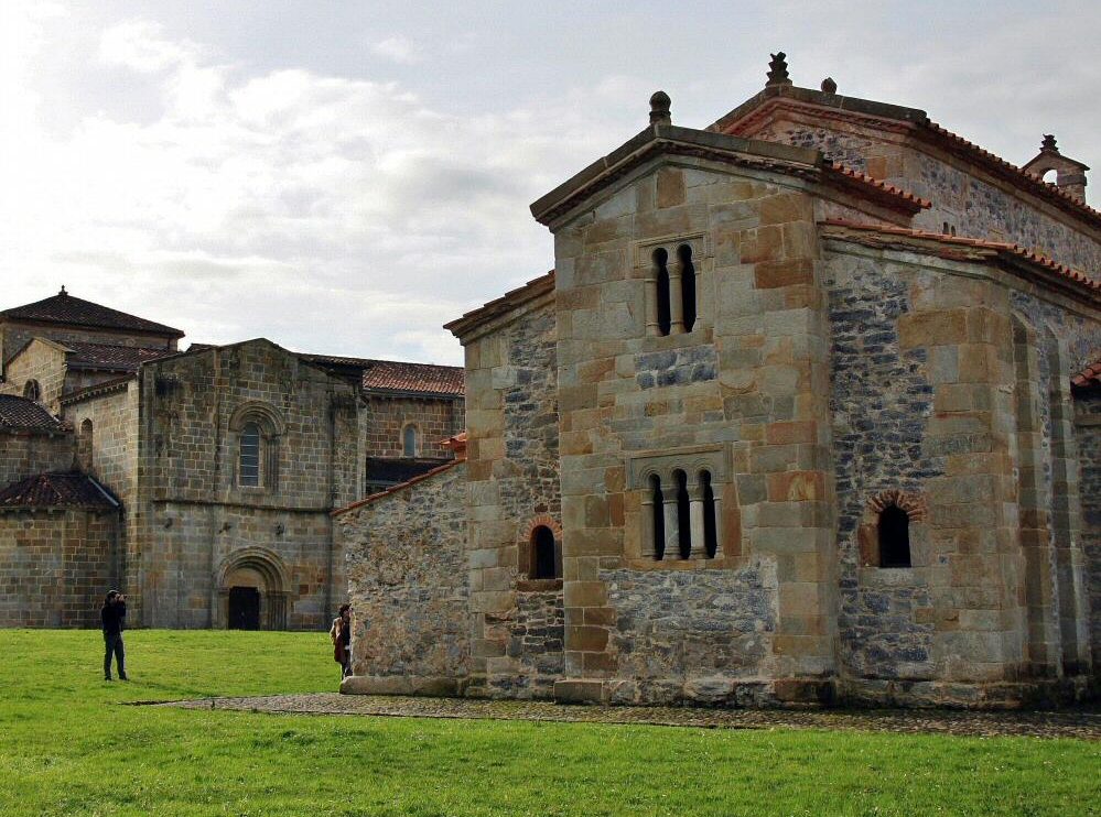 Conjunto monumental de Valdedios en Villaviciosa en Asturias