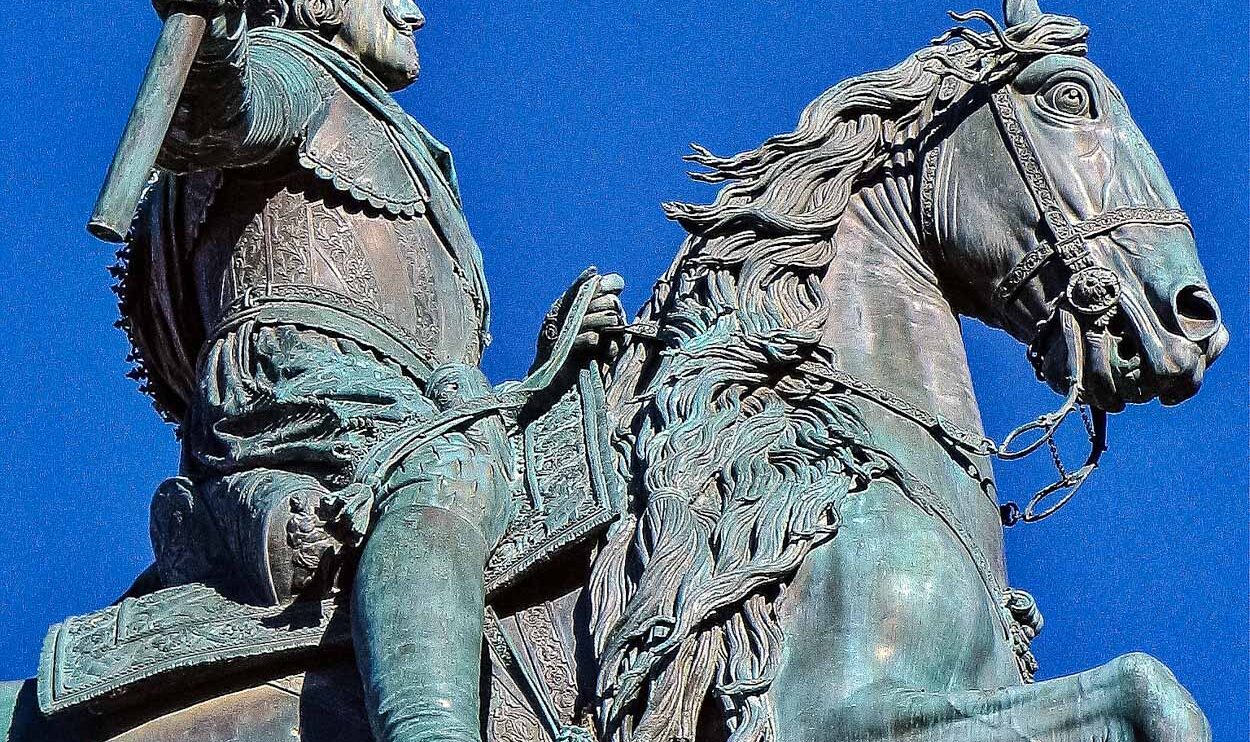 Estatua ecuestre de Felipe IV en la plaza de Oriente de Madrid