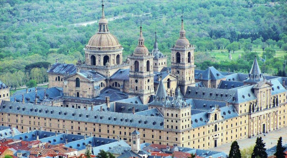 Monasterio del Escorial en los alrededores de Madrid