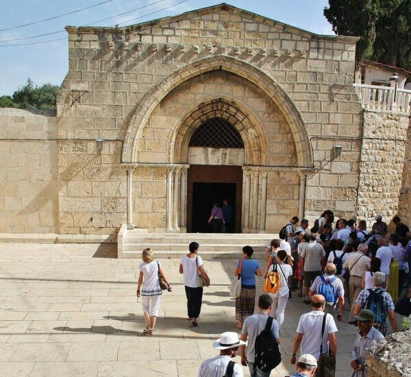 Tumba de la Virgen María en Getsemaní en Jerusalén