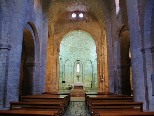 Iglesia del monasterio de Vilabertrán en provincia de Girona