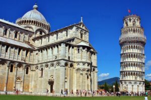 Duomo y Torre de Pisa en Toscana