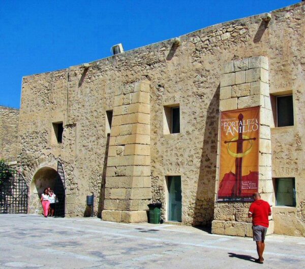 Rincón del castillo de Santa Bárbara en Alicante