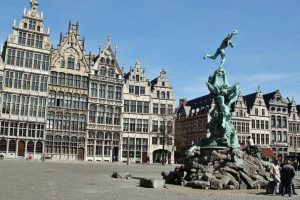 Plaza Mayor de Amberes en Flandes en Bélgica
