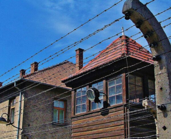 Memorial del antiguo campo de concentración Auschwitz I en Polonia